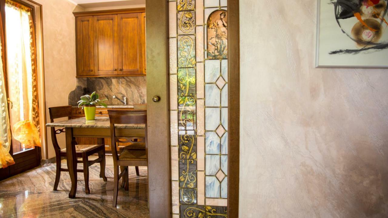 Villa Ivana ديسينسانو ديل غاردا المظهر الخارجي الصورة